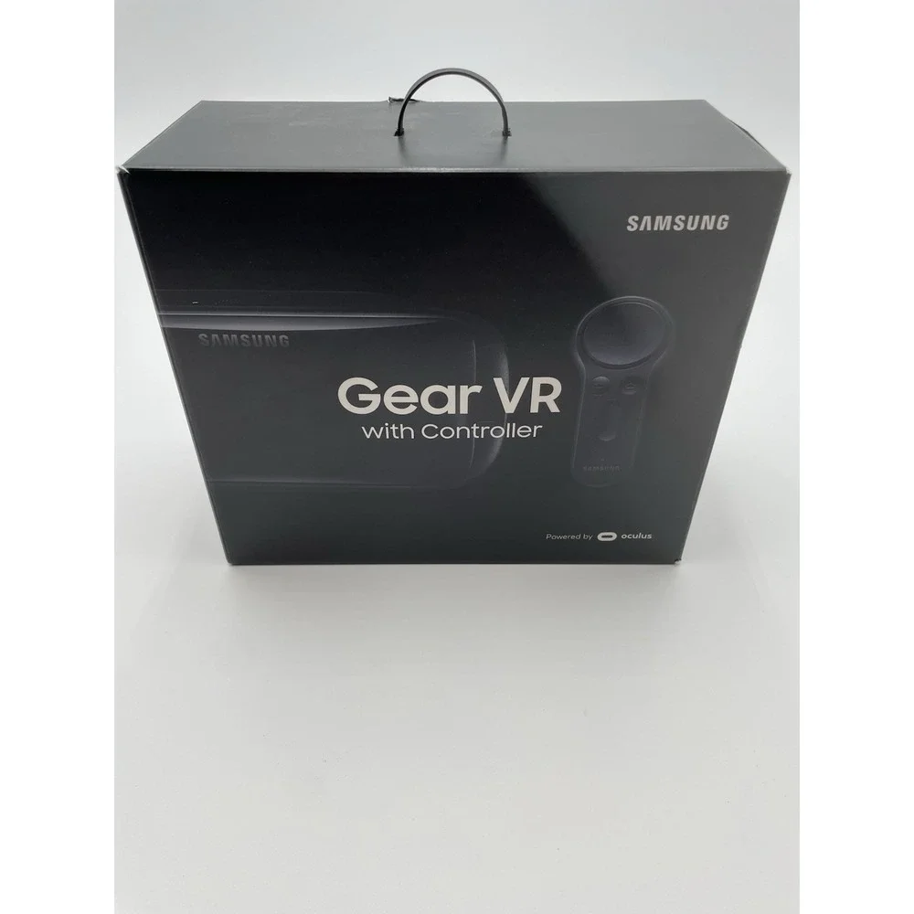 Samsung Gear VR Oculus SM-R324 with Controller and Manuals in Box